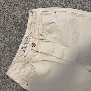 Zara Off-White Trousers